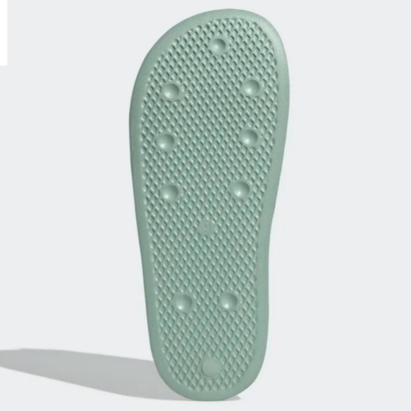 NWT Men's Adidas Adilette Slides - Picture 11 of 13